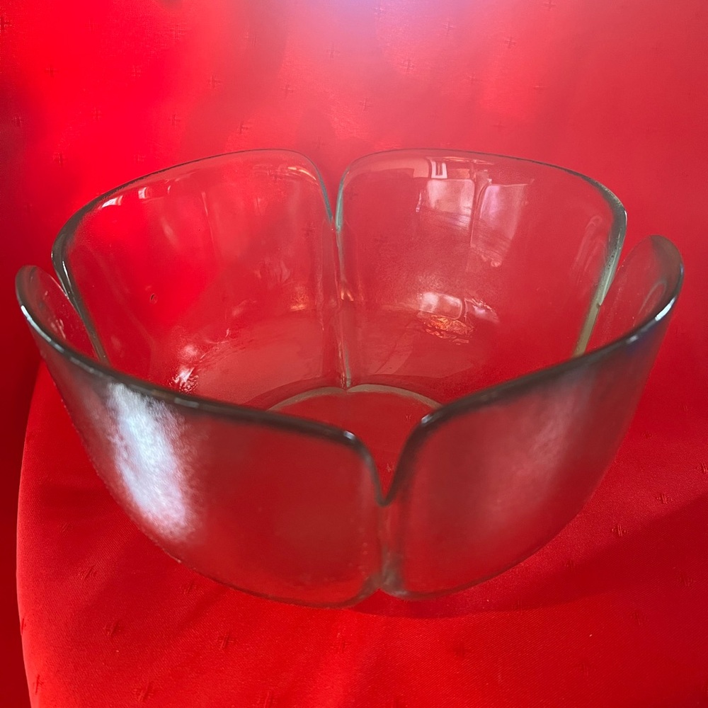 Serving bowl